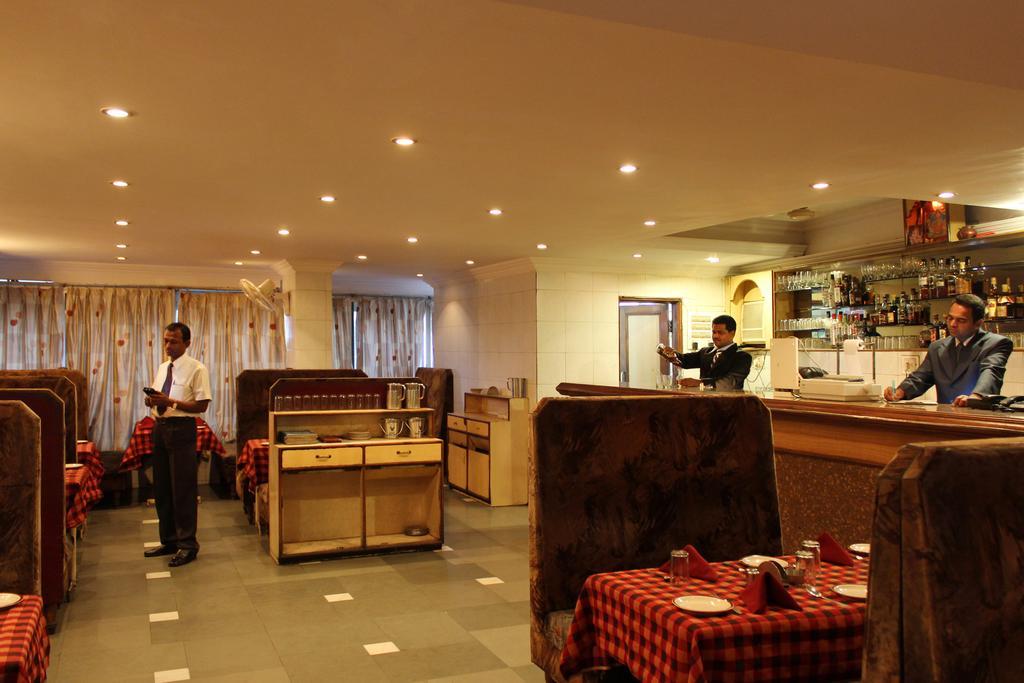 Hotel Kohinoor Plaza Aurangabad  Exterior photo